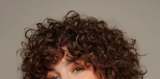 Short Curly Haircuts for Round Faces