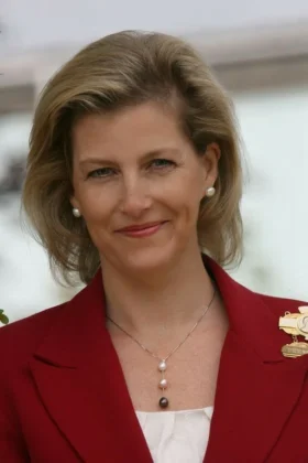 Rounded and Refined: Inside Sophie of Edinburgh's Classic Bob Hairstyle