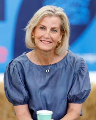 Rounded and Refined: Inside Sophie of Edinburgh's Classic Bob Hairstyle