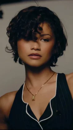 Zendaya's New Haircut Isn't Just a Trim &mdash; It's a Statement