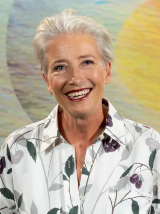 Emma Thompson&rsquo;s Grey Pixie Cut Is the Most Popular Haircut of 2026